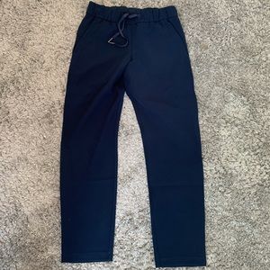 Lululemon On the fly straight leg pant
